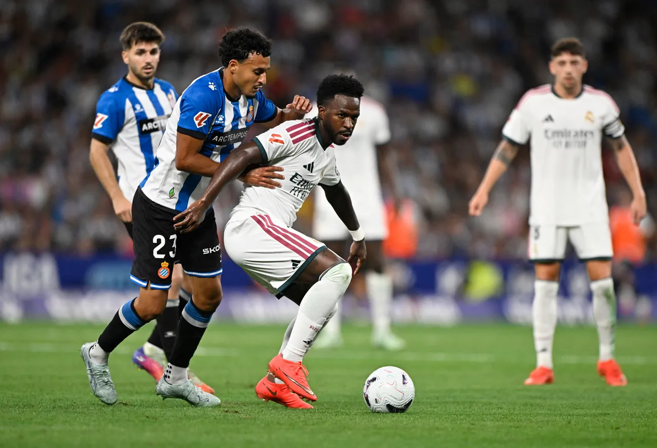 Mourinho arma escudo para Vini Jr. diante de novas polêmicas