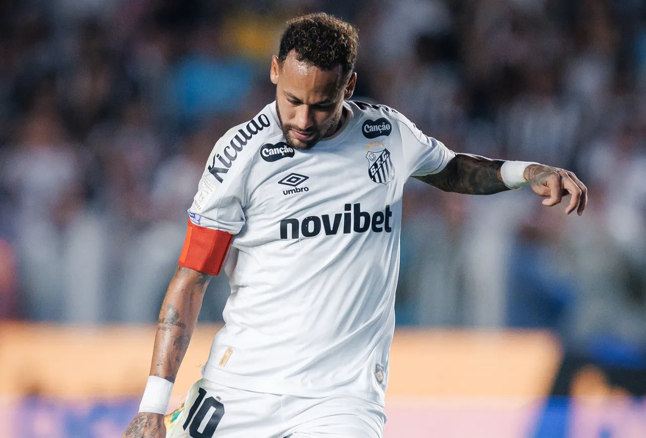 Neymar supera marca ofensiva de 2025 com seis jogos a menos